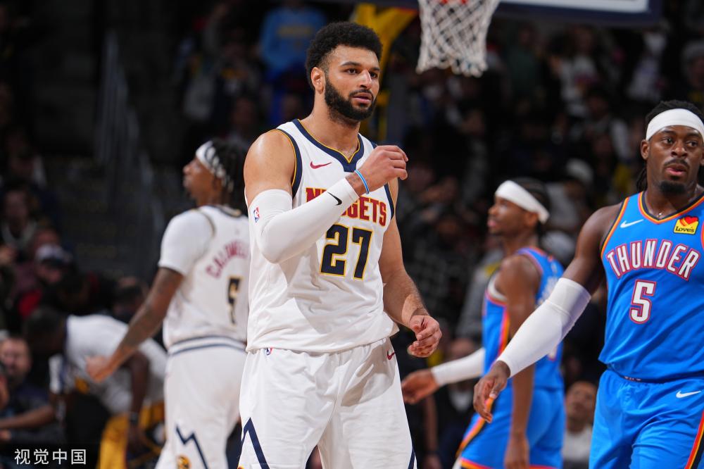 他们对比赛 他们对比赛