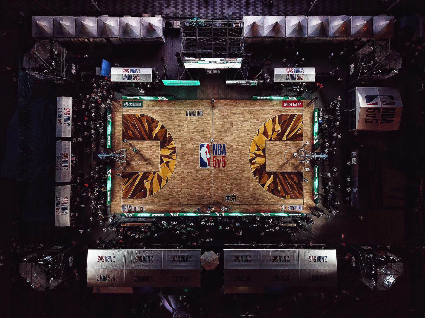 他的表现不 他的表现不