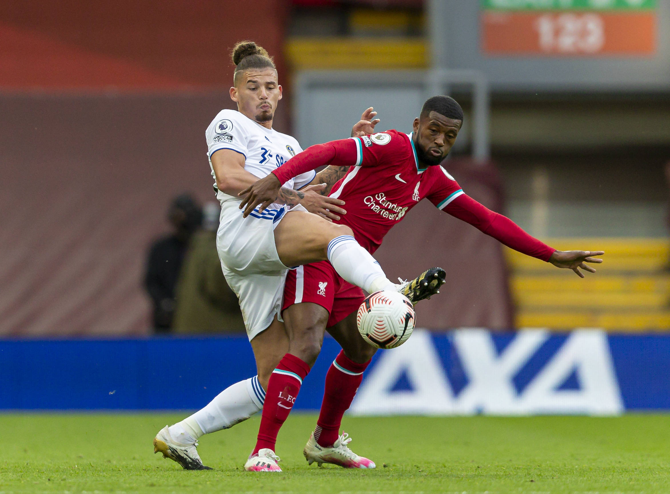 端有着一定 端有着一定